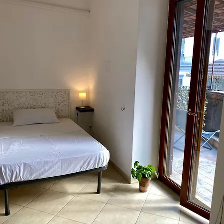 Matrimoniale Con Terrazzo