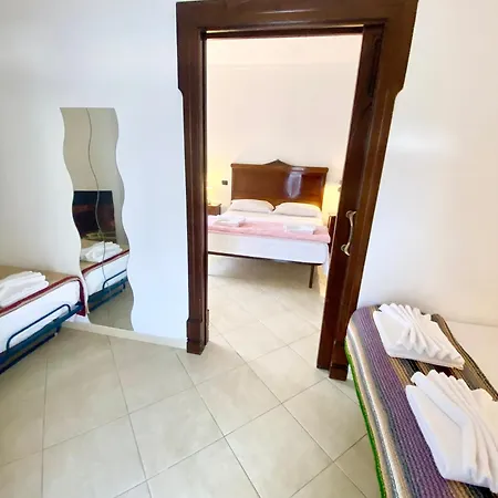 Matrimoniale Con Terrazzo Napels