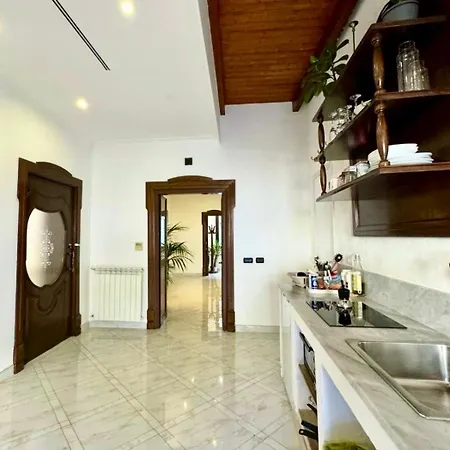 Matrimoniale Con Terrazzo