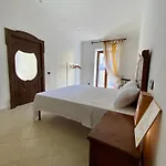 Matrimoniale Con Terrazzo 게스트하우스