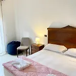 Matrimoniale Con Terrazzo 4*