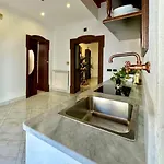 Matrimoniale Con Terrazzo Гостевой дом 4*
