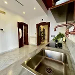 Matrimoniale Con Terrazzo 4*