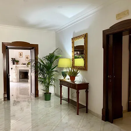 Matrimoniale Con Terrazzo 招待所 4*